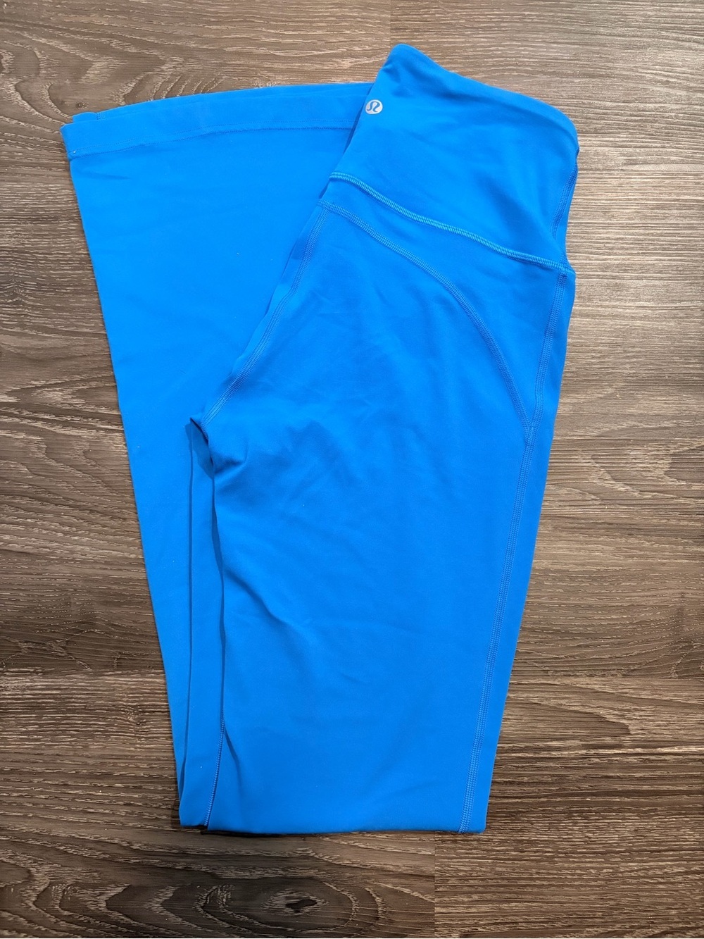 Lululemon Groove Super-High-Rise Flared Pant in Poolside - Picture 5 of 7
